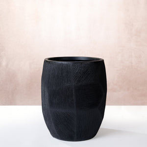 Petra Geometric Pot - Matte Black