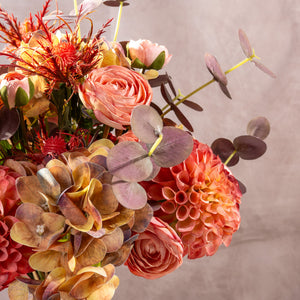 The Autumn embers (Vase Included)