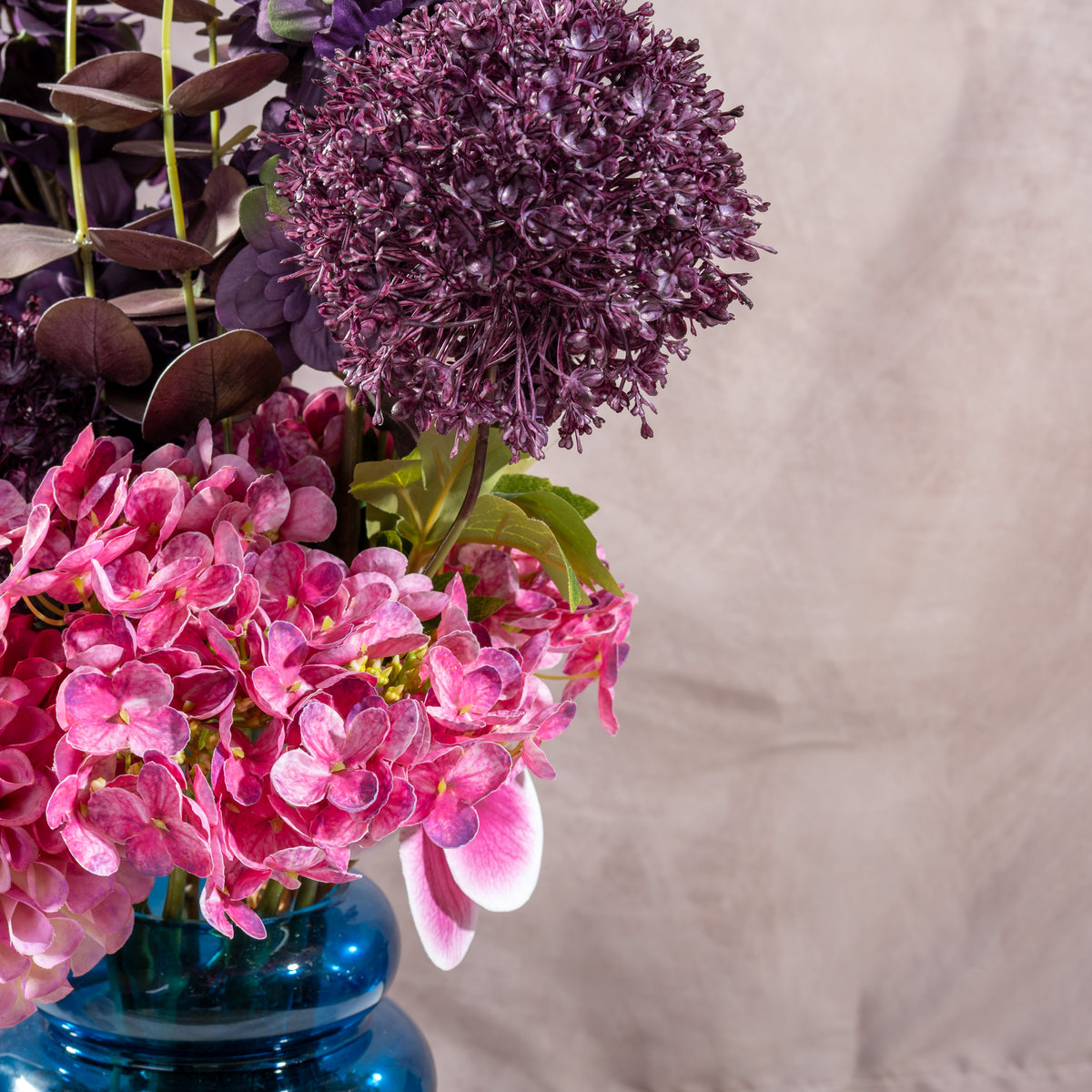 The Midnight Orchid (Vase Included)