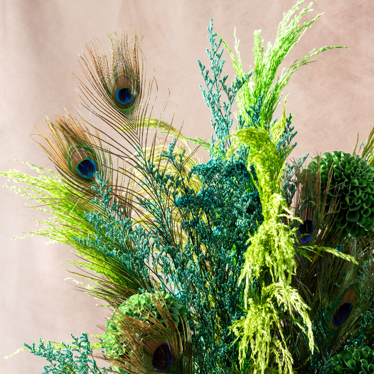 The Emerald Peacock (Vase Included)