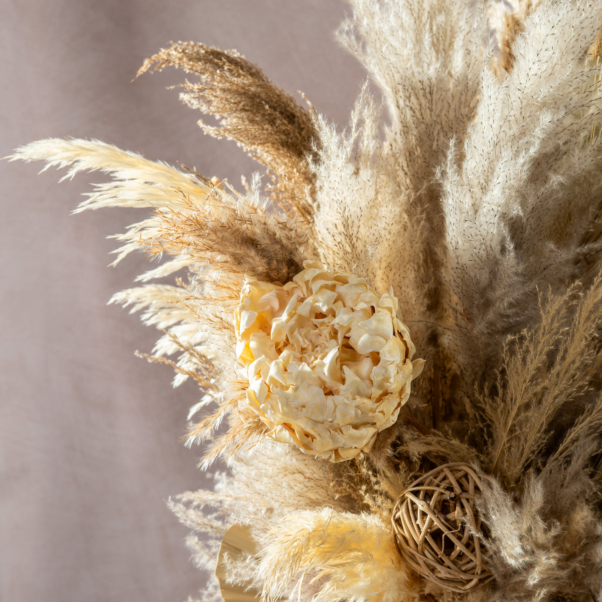 The Sahara Sands (Vase Included)